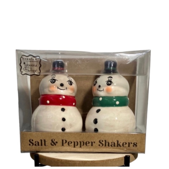 NEW Johanna Parker Christmas Salt & Pepper Shakers Red & Green Snowman - Picture 2 of 2